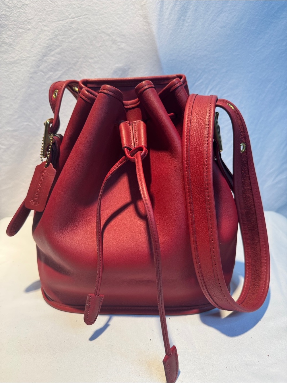 Coach Vintage Red Leather Drawstring Crossbody Bucket Bag 9952 - Picture 2 of 16